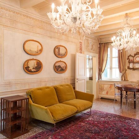 Explore Venice From A Sophisticated Hideaway In San Polo Eksteriør billede