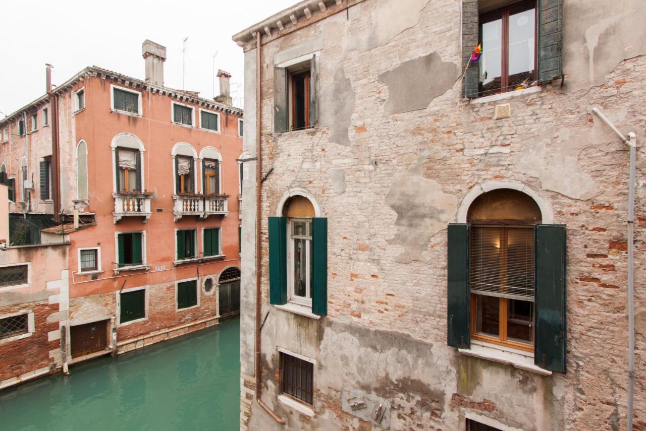 Explore Venice From A Sophisticated Hideaway In San Polo Eksteriør billede